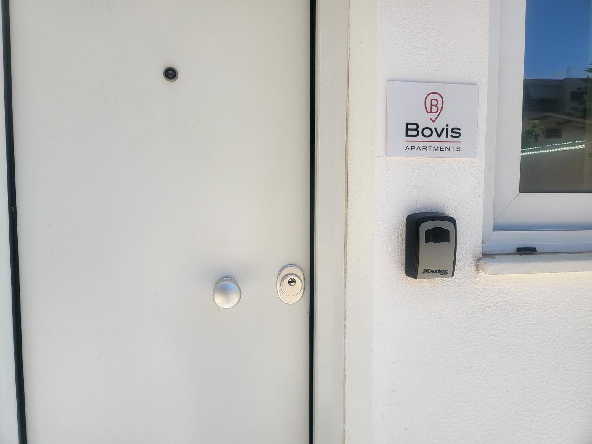 Bovis Apartments #2 Pórto Ráfti 外观 照片