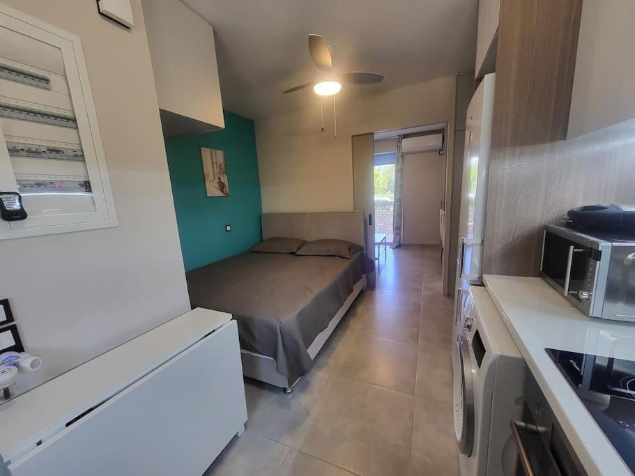 Bovis Apartments #2 Pórto Ráfti 外观 照片